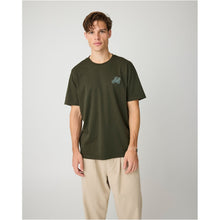 Charger l'image dans la galerie, T-shirt en coton bio broderie poitrine homme chez WeCo Store
