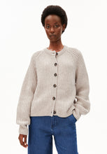 Charger l'image dans la galerie, Cardigan en maille laine et coton Armedangels chez WeCo Store