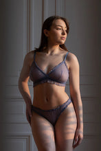 Charger l'image dans la galerie, Brassière en tulle recyclée Olly chez WeCo Store à Liège