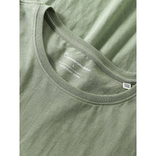 Charger l'image dans la galerie, T-shirt fin en coton bio chez WeCo Store
