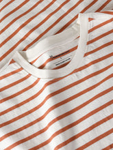 Charger l'image dans la galerie, T-shirt à rayures - Loose striped t-shirt

