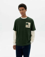 Charger l'image dans la galerie, T-shirt avec graphisme - House bottle green aaron tee
