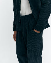 Charger l'image dans la galerie, Pantalon cargo en velours - Navy corduroy max pants

