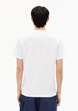 Charger l'image dans la galerie, T-shirt avec citation - Jaames difference
