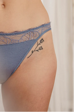 Charger l'image dans la galerie, Culotte en coton bio et dentelle recyclée Olly - Liao
