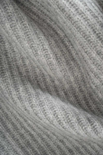 Charger l'image dans la galerie, Pull en cachemire recyclé - Sante grey
